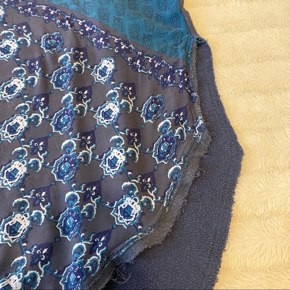 Free People Asymmetrical Raw Trim Hem Oversized Floral Sweater - Picture 8 of 11